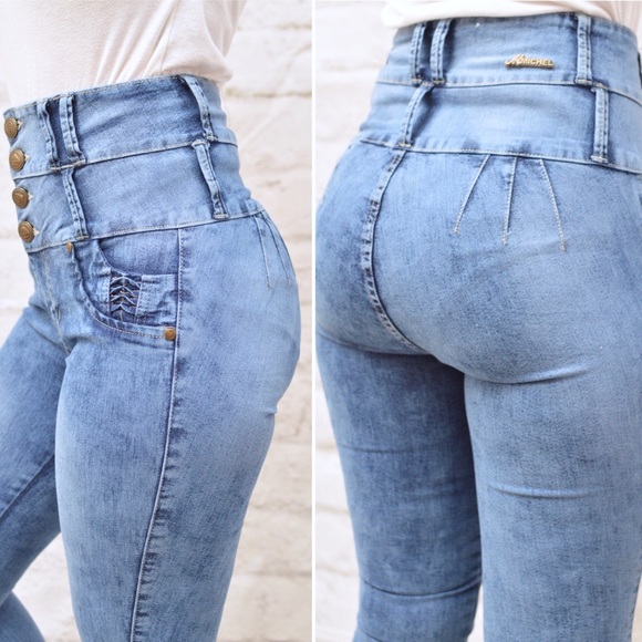 ❌SOLD❌ high waisted Colombian jeans - Picture 1 of 7